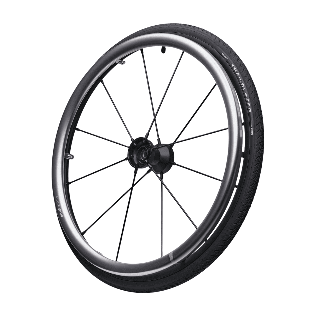 Omobic Rebel fibre spoke wheel with Omobic Flow handrim and trailblazer tyre